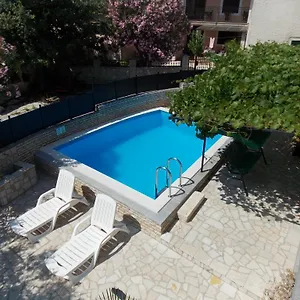 Apartment Aurelia, Ližnjan